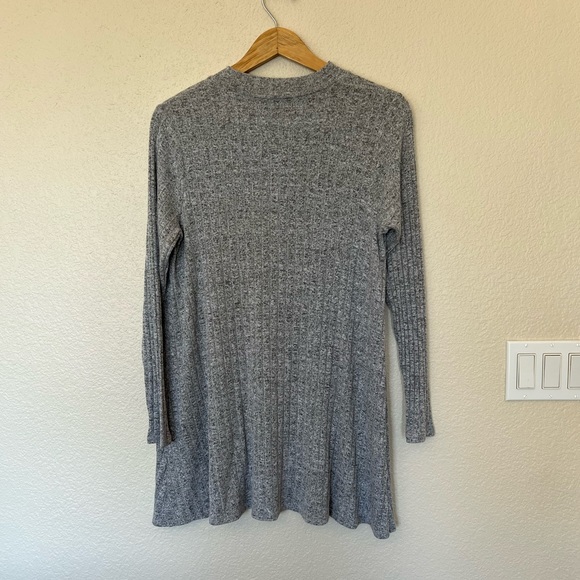 Mossimo Supply Co | Gray Long-Sleeve Short Sweater Dress - Picture 8 of 11